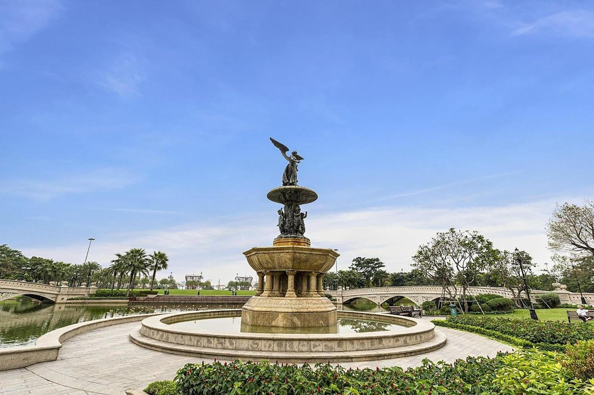 Landmark 81 & Vinhomes Urban - Luxury Apartment Ho Chi Minh City