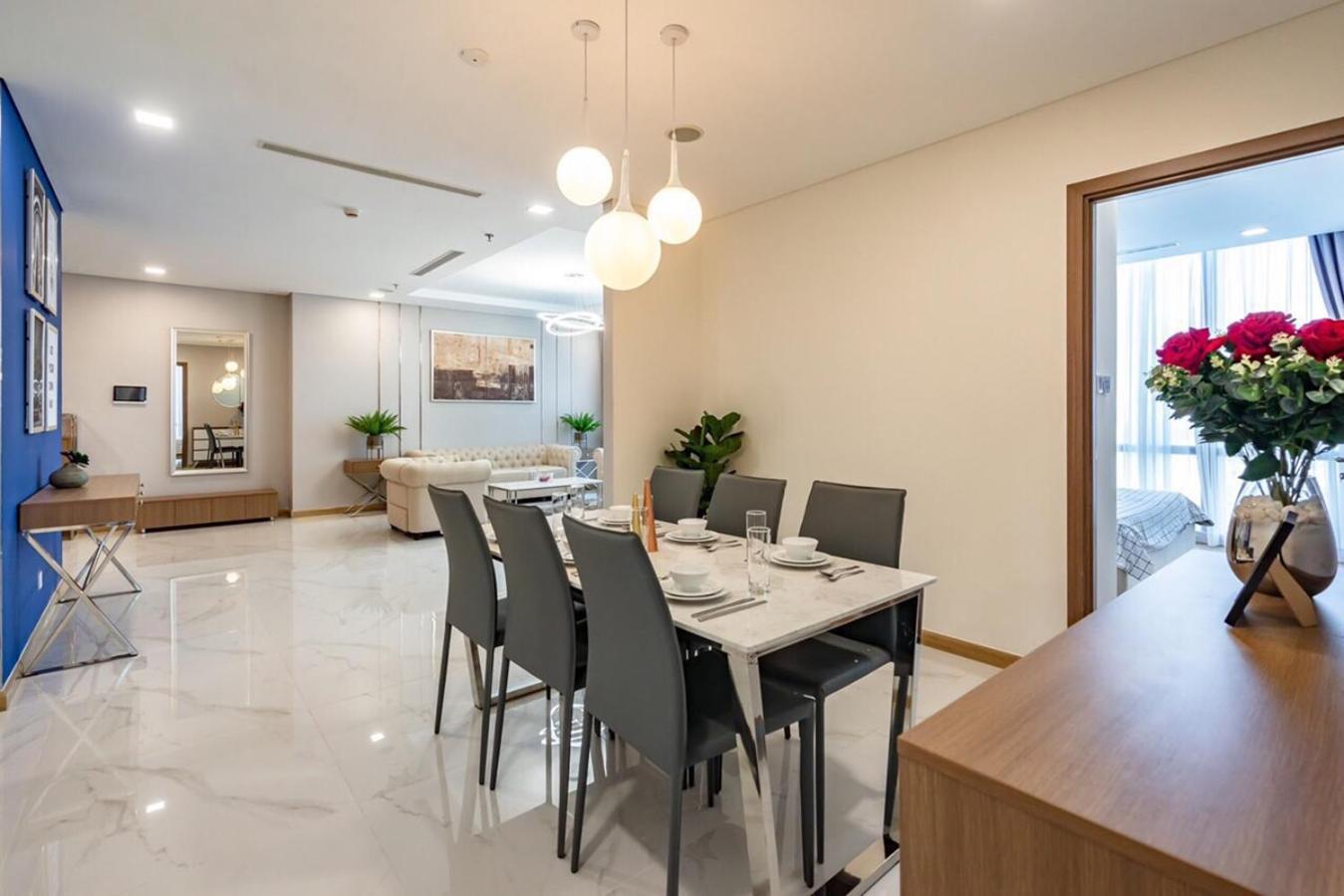 Apartment Landmark 81 & Vinhomes Urban - Luxury *
