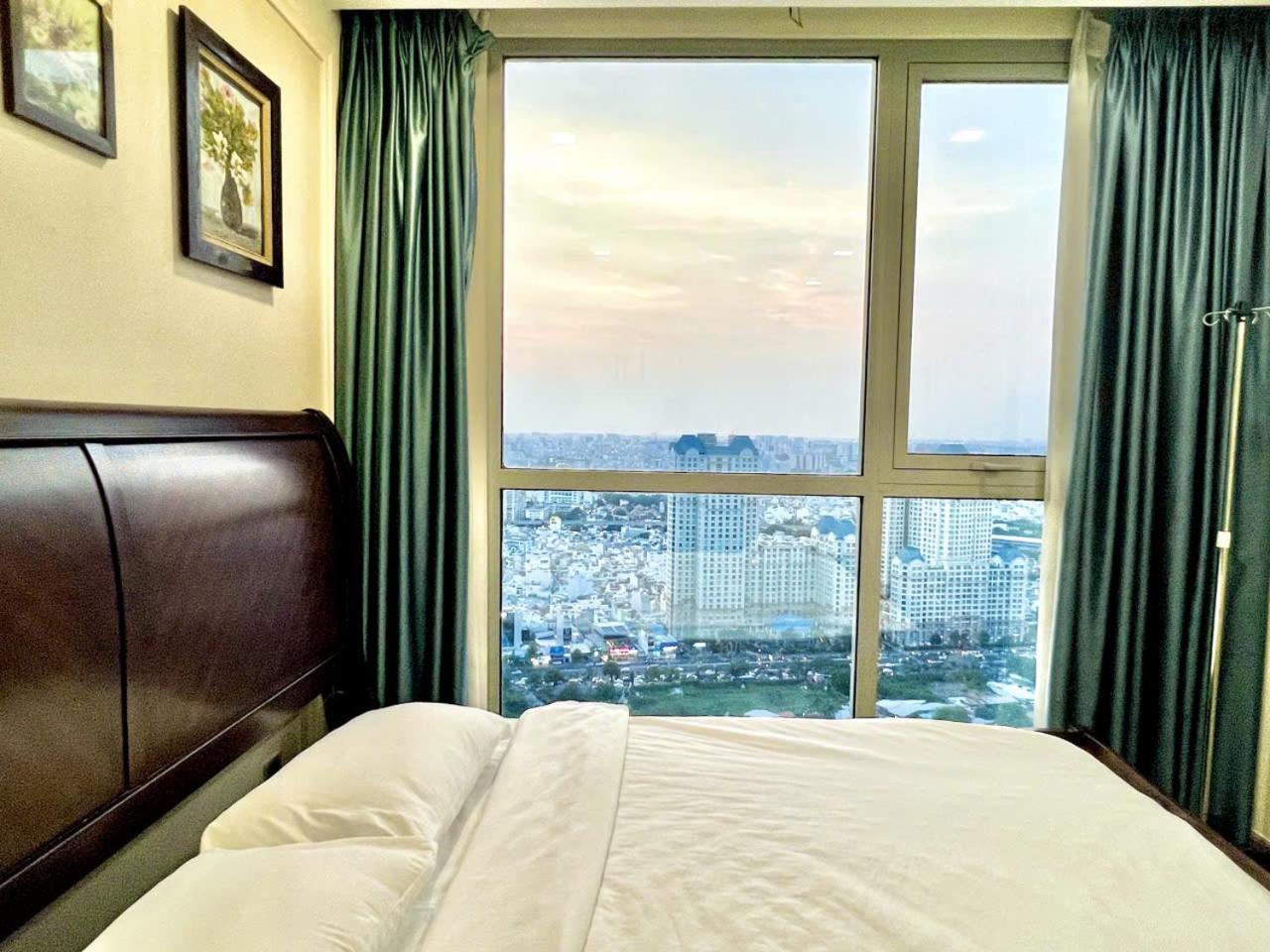 Landmark 81 & Vinhomes Urban - Luxury Apartment
