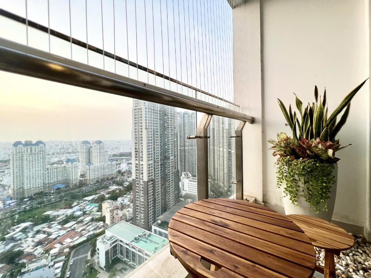 Landmark 81 & Vinhomes Urban - Luxury Ho Chi Minh City