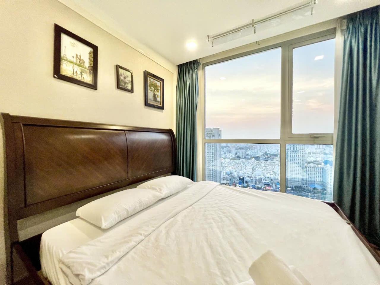 Landmark 81 & Vinhomes Urban - Luxury Apartment Ho Chi Minh City