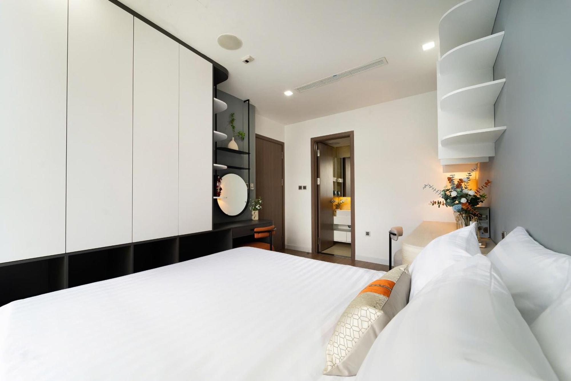Landmark 81 & Vinhomes Urban - Luxury Apartment Ho Chi Minh City